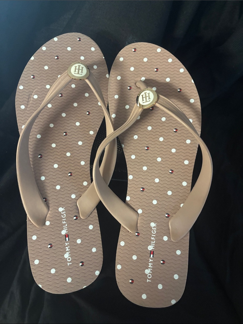Tommy Hilfiger Tan Polka Dot Women’s Flip Flop Sandals